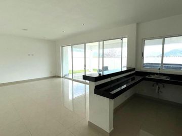 CASA EN VENTA CARRETERA NACIONAL LOS OLIVOS