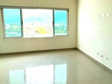 CASA EN VENTA CARRETERA NACIONAL LOS OLIVOS