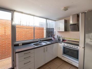 CASA EN VENTA EN PARQUE BAJA CALIFORNIA, ZONA LOMAS DE ANGELÓPOLIS III