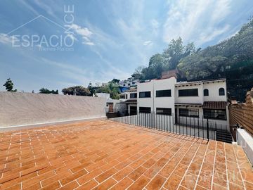 Casa en Fraccionamiento La Cañada