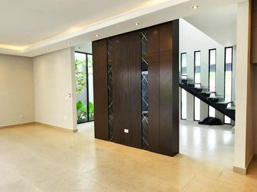 Col. Castaños del Vergel -CARRETERA NACIONAL- Casa en Venta Monterrey Zona Sur