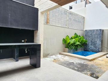 Col. Castaños del Vergel -CARRETERA NACIONAL- Casa en Venta Monterrey Zona Sur