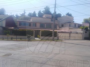 CASA EN VENTA EN SAN CARLOS, METEPEC