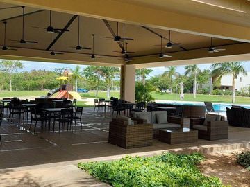 Venta Residencia en Yucatán Country Club, El Mejor Club de Golf de México