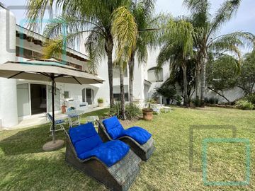 CASA EN VENTA CONGREGACIÓN HUAJUQUITO ZONA CARRETERA NACIONAL SANTIAGO