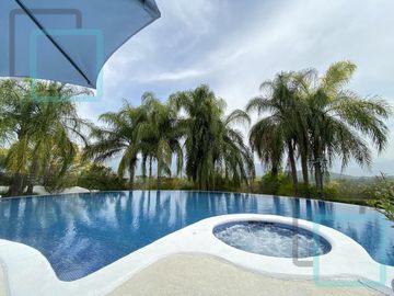 CASA EN VENTA CONGREGACIÓN HUAJUQUITO ZONA CARRETERA NACIONAL SANTIAGO