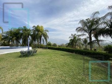 CASA EN VENTA CONGREGACIÓN HUAJUQUITO ZONA CARRETERA NACIONAL SANTIAGO