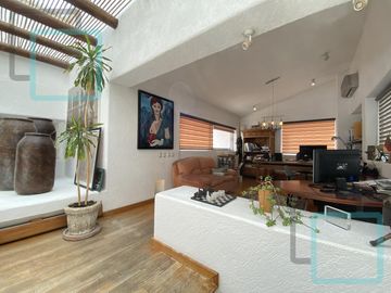 CASA EN VENTA CONGREGACIÓN HUAJUQUITO ZONA CARRETERA NACIONAL SANTIAGO