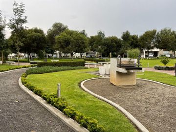 VENTA DE CASA MODELO ROBLE EN VALLE DE LAS FUENTES CALIMAYA