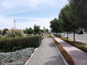 VENTA DE CASA MODELO ROBLE EN VALLE DE LAS FUENTES CALIMAYA