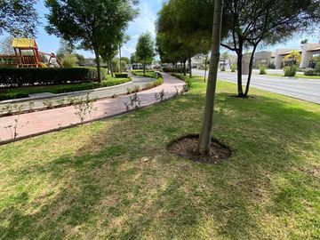 VENTA DE CASA MODELO ROBLE EN VALLE DE LAS FUENTES CALIMAYA