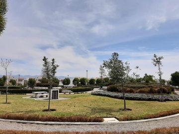 VENTA DE CASA MODELO ROBLE EN VALLE DE LAS FUENTES CALIMAYA