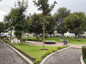 VENTA DE CASA MODELO ROBLE EN VALLE DE LAS FUENTES CALIMAYA