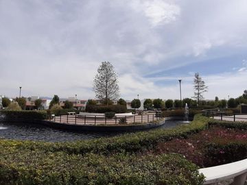 VENTA DE CASA MODELO ROBLE EN VALLE DE LAS FUENTES CALIMAYA