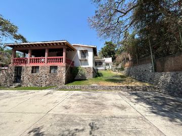 Venta de Casa en Fracc. Las Quintas Cuernavaca Morelos