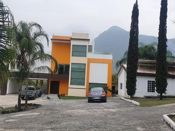 CASA QUINTA EN VENTA SANTIAGO NUEVO LEON