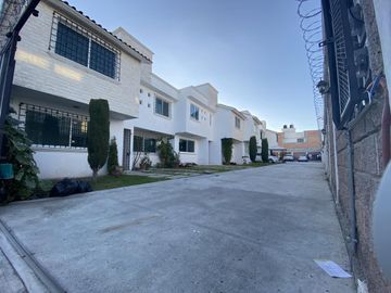 Casa en Fracc. Carlos Ruvirosa en Pachuca, Hgo.