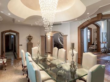 Casa en Venta Lomas del Valle con 4 recámaras