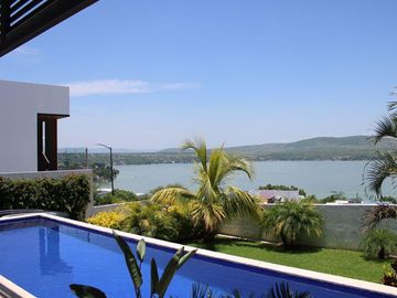 Casa en Venta en Vistalago Tequesquitengo