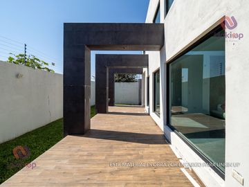 Quinta - Casa con Alberca y papala en Venta Portal de Zuazua en  Zona portal del Norte
