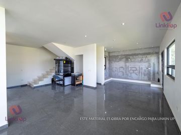 Quinta - Casa con Alberca y papala en Venta Portal de Zuazua en  Zona portal del Norte