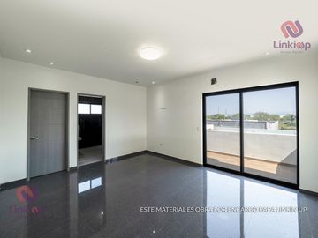 Quinta - Casa con Alberca y papala en Venta Portal de Zuazua en  Zona portal del Norte