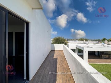 Quinta - Casa con Alberca y papala en Venta Portal de Zuazua en  Zona portal del Norte
