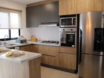 Casa a estrenar en Venta en el Refugio Querétaro