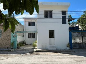 SE VENDE CASA EN FOVISTE BELEN, CAMPECHE.