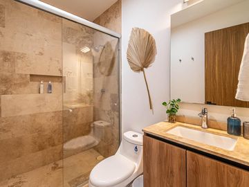 Departamento en venta de 2 rec al lado de Centro Maya