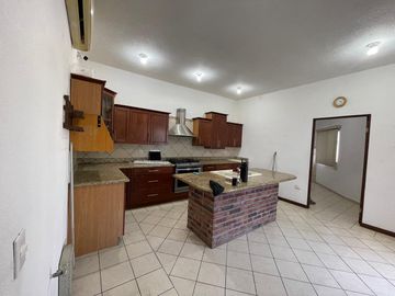CASA EN VENTA BOSQUES DE LAS CUMBRES MONTERREY