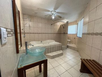 CASA EN VENTA BOSQUES DE LAS CUMBRES MONTERREY