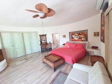 Venta Casa  con seguridad en Vista Hermosa, Cuernavaca Mor