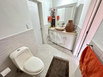 Venta Casa  con seguridad en Vista Hermosa, Cuernavaca Mor