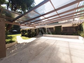 Venta Casa  con seguridad en Vista Hermosa, Cuernavaca Mor