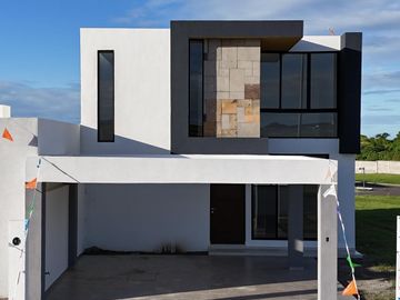 Casa en Venta Lomas del Mediterráneo