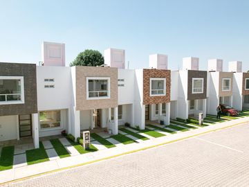 Casa en  Venta en Cuautlancingo, Puebla, a unos minutos plaza San Diego