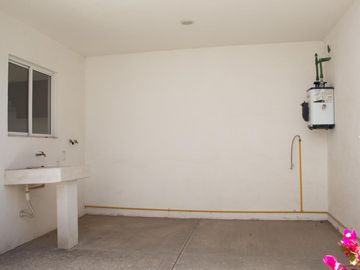Casa en  Venta en Cuautlancingo, Puebla, a unos minutos plaza San Diego