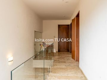 Casa en venta en Zerezotla en fraccionamiento cerrado. Cholula, Puebla.