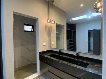 Casa en venta en Carretera Nacional, Castaños del Vergel