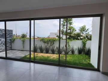 Casa en Venta en Vistas Altozano Fraccionamiento privado