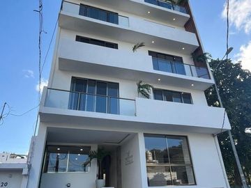 PRECIO POR OCTUBRE! VISTA AL MAR , ACABADOS DE LUJO, 1 CALLE DE 5TA AVENIDA