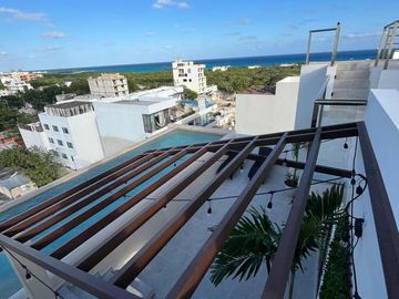 PRECIO POR OCTUBRE! VISTA AL MAR , ACABADOS DE LUJO, 1 CALLE DE 5TA AVENIDA