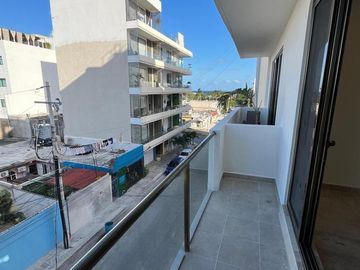 PRECIO POR OCTUBRE! VISTA AL MAR , ACABADOS DE LUJO, 1 CALLE DE 5TA AVENIDA