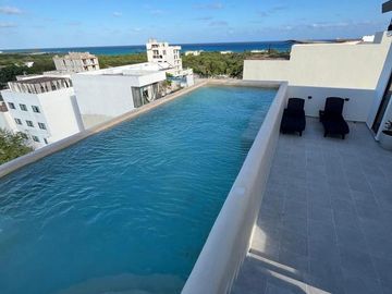 PRECIO POR OCTUBRE! VISTA AL MAR , ACABADOS DE LUJO, 1 CALLE DE 5TA AVENIDA