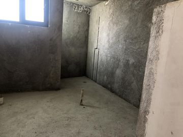 Casa en obra blanca en Club de Golf Los Encinos