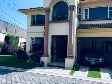 VENTA DE CASA EN RESIDENCIAL CASA DEL VALLE EN METEPEC
