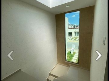 ASA SEMINUEVA DOS NIVELES, RESIDENCIAL MONTENOVO, PACHUCA, HGO.