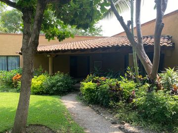 CASA EN JOSE G PARRES