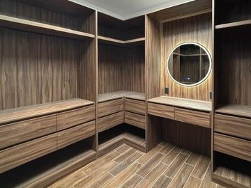 Casa en  venta de 3 recamaras en Angelopolis con acabados de lujo